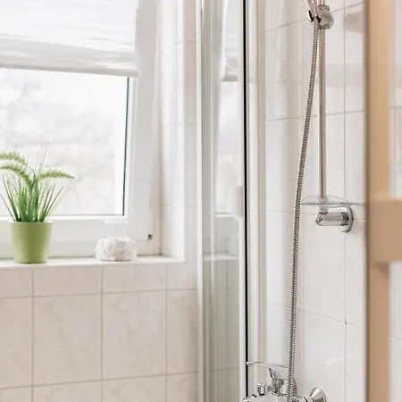 Lägenhet Schlummi Gemuetliche Zentrale & Saubere *